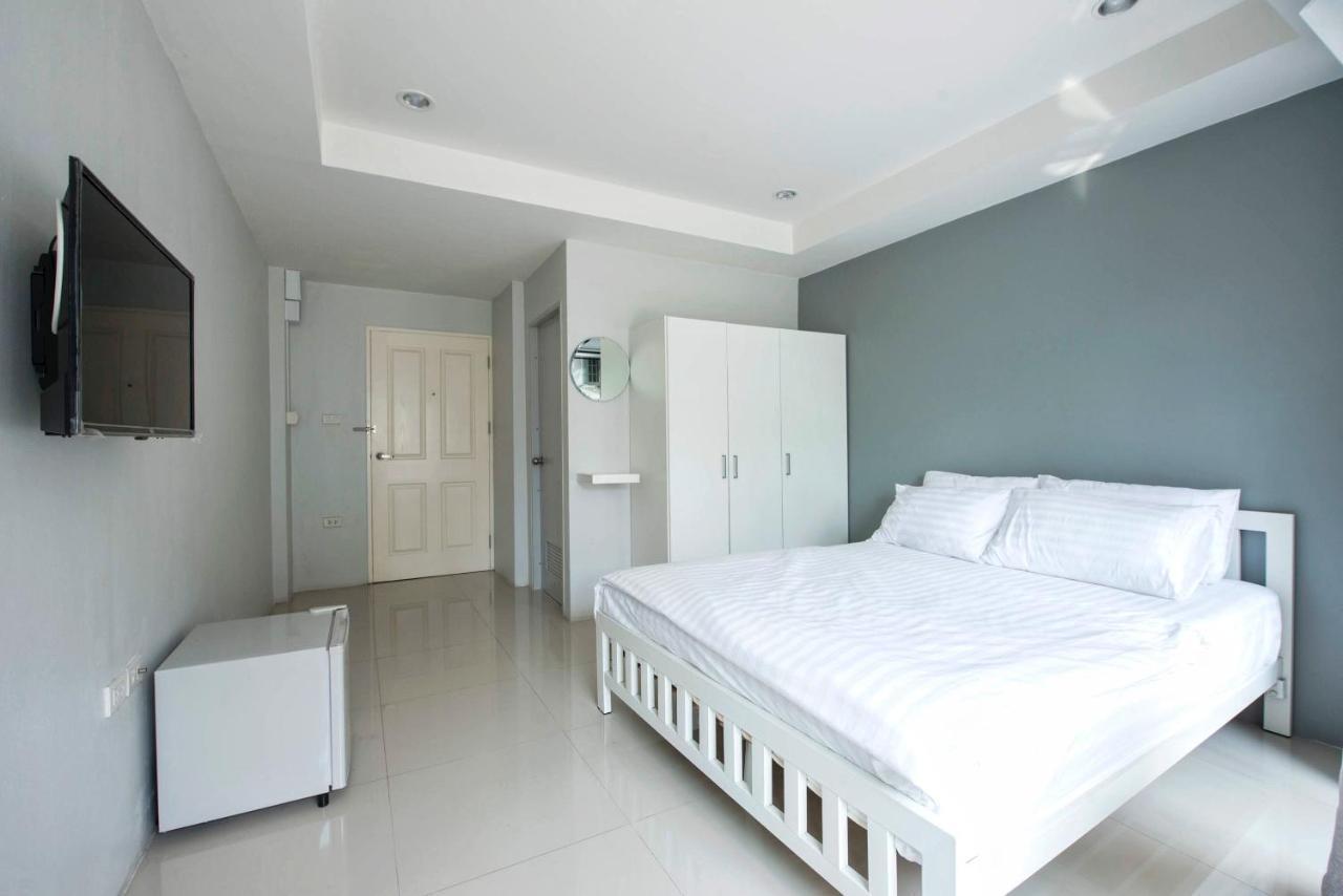 Nw Apartment Lasalle 59 Bangkok Exteriör bild