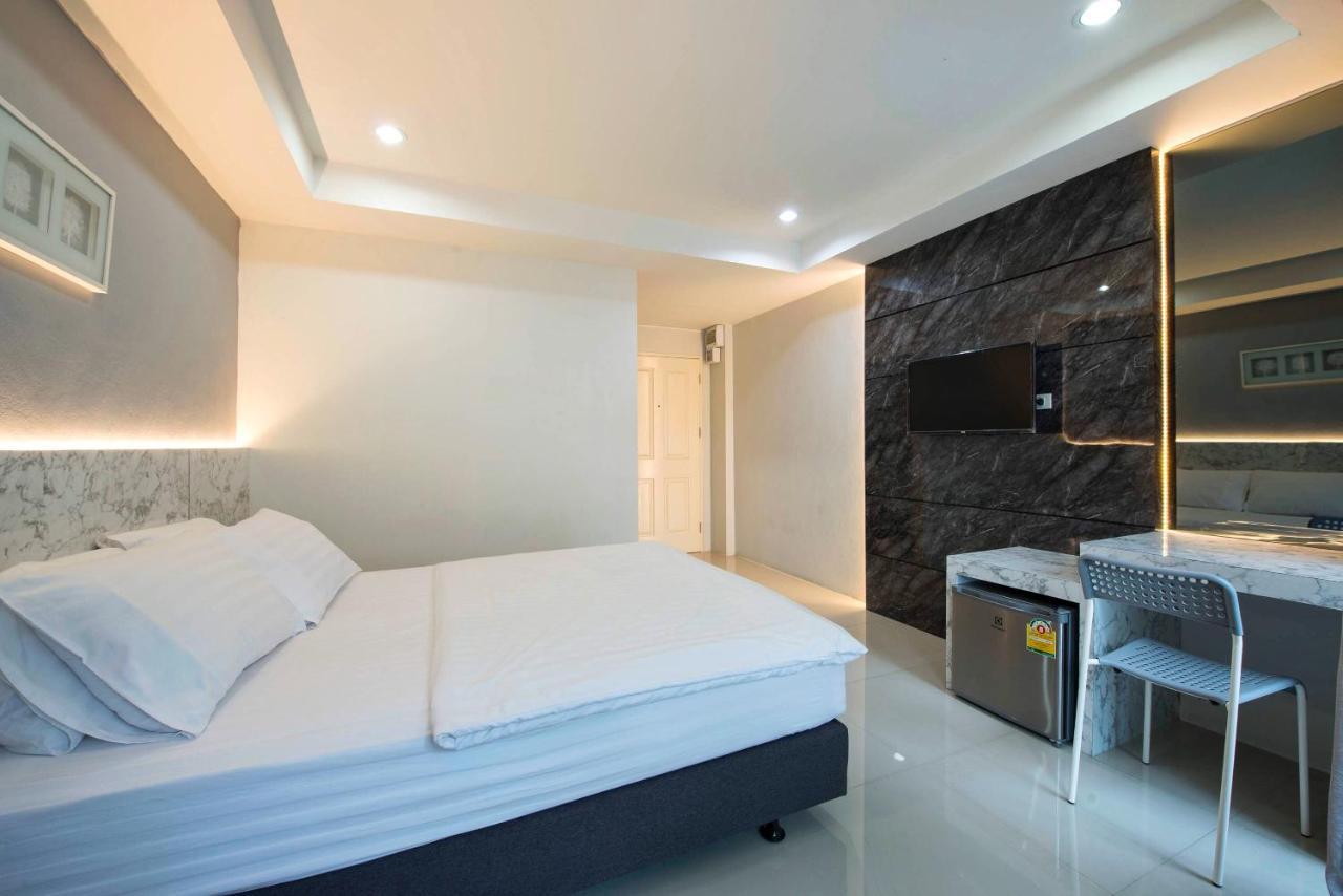 Nw Apartment Lasalle 59 Bangkok Exteriör bild